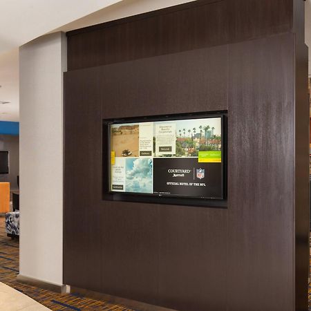 Courtyard By Marriott Ontario Rancho Cucamonga Hotel Екстериор снимка