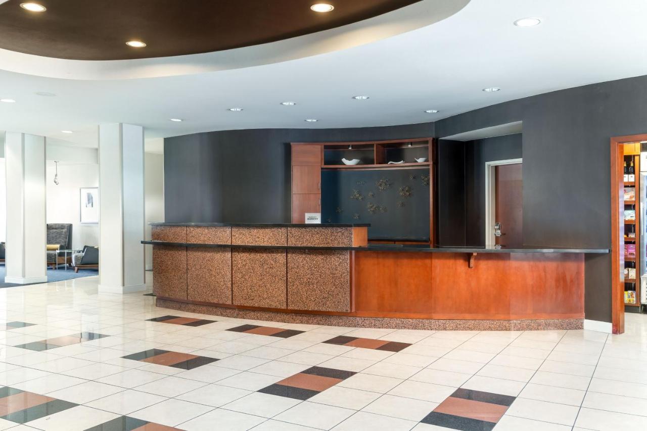 Courtyard By Marriott Ontario Rancho Cucamonga Hotel Екстериор снимка