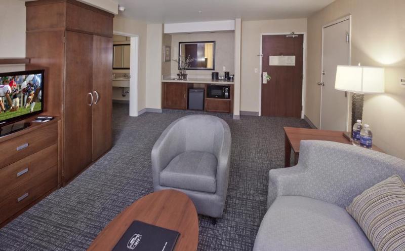 Courtyard By Marriott Ontario Rancho Cucamonga Hotel Екстериор снимка